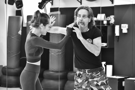 FOTO CORSO AUTODIFESA